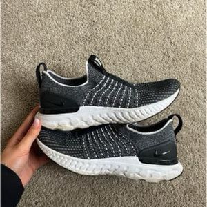 Nike React Phantom Run FlyKnit 2 Shoes